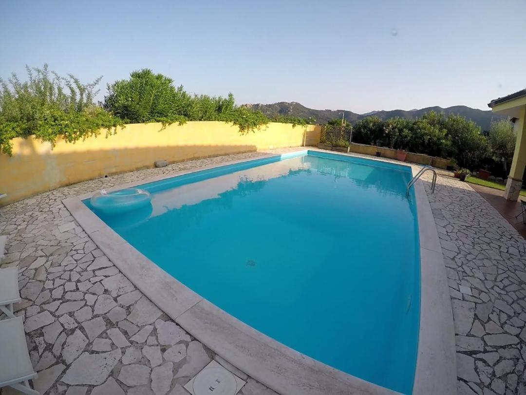 B&B Il Melograno Capoterra Luaran gambar